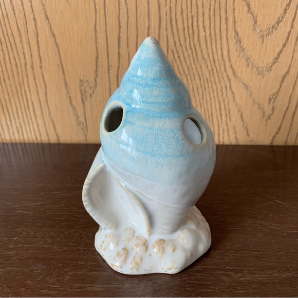 Other - Vintage Seashell Glazed Ceramic Nautical Ocean Blue Coastal Toothbrush Holder